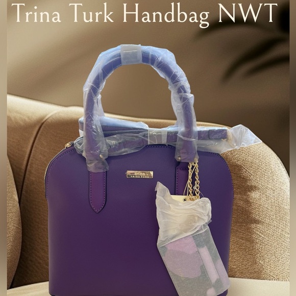 Trina Turk Plum Wildflower Crossbody Tote With  Straps and Card Holder NWT - Picture 2 of 13